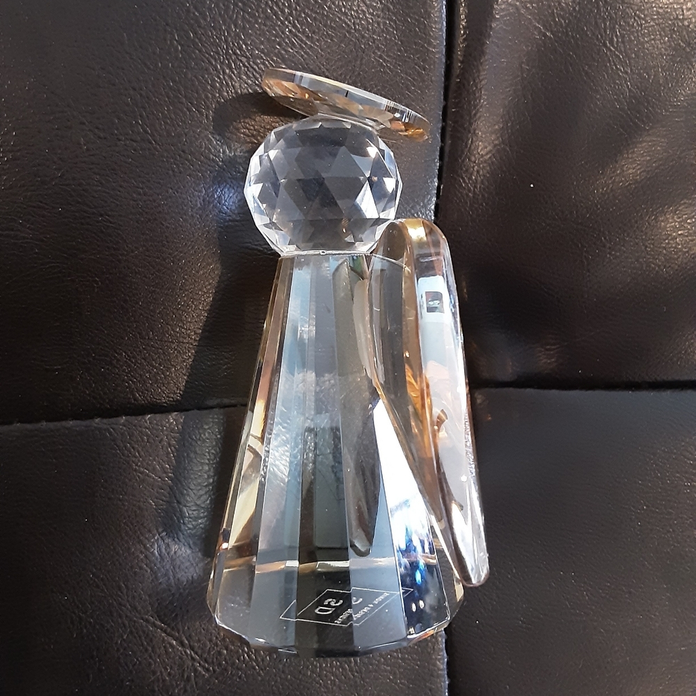 Crystal Angel - Picture 3 of 7